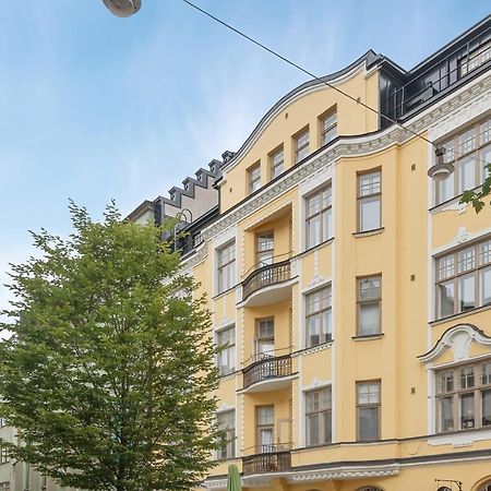 Wehost Fabulous 2Br In Prestigious Punavuori @Iso Roobertinkatu 26 ヘルシンキ エクステリア 写真